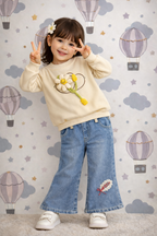 Girls Daisy Appliqué Sweatshirt with Denim Culotte Set – Premium Winter Outfit